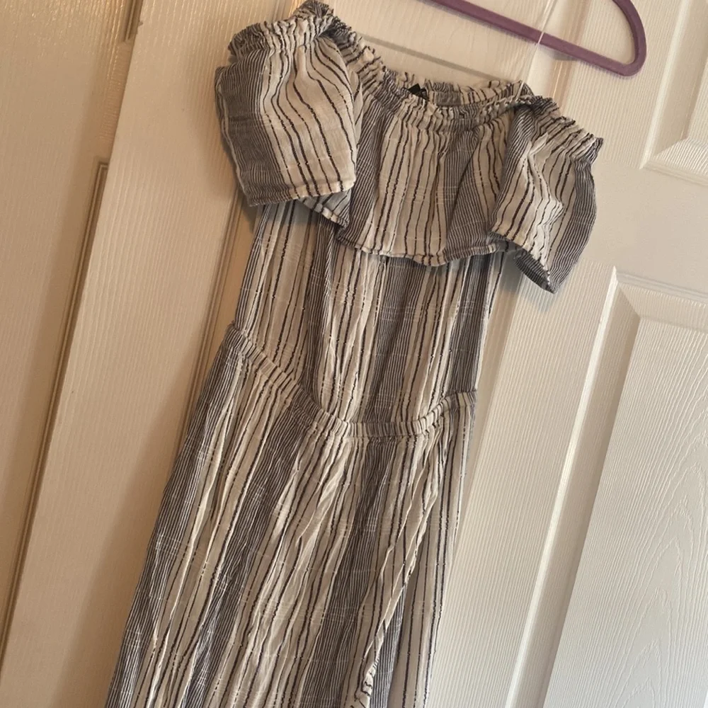 Off Shoulder Dress - Picture 2 of 3